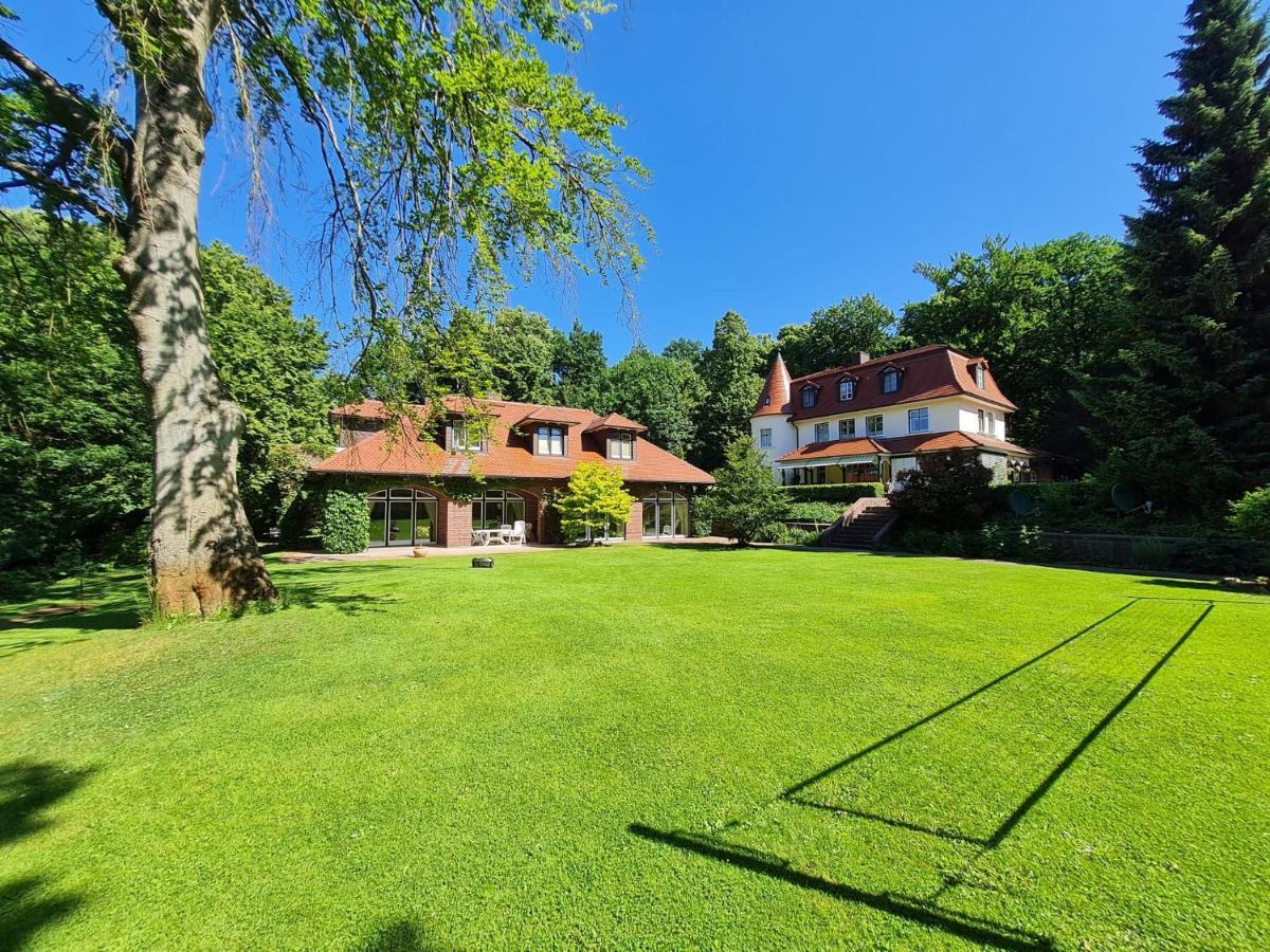 4 Sterne-Haus Am See Waren  Extérieur photo